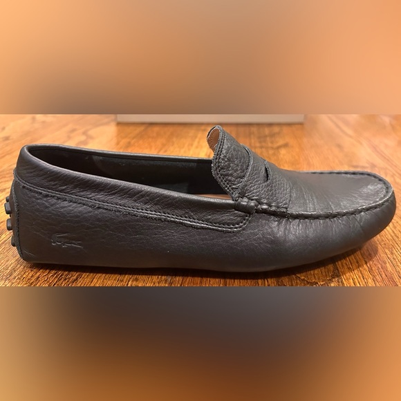 NWT MENS LACOSTE BLACK LEATHER CLASSIC STYLE DRIVING LOAFER SHOE W BOX - SIZE 10 main image 12